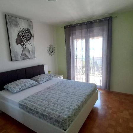 Apartman Marta Podstrana Exterior photo